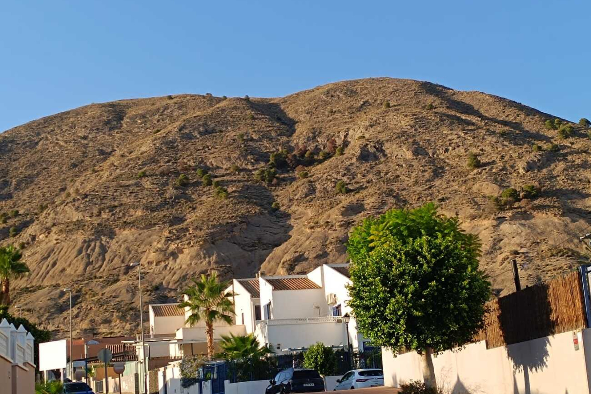 Resale - Townhouse -
Fortuna - Las Kalendas