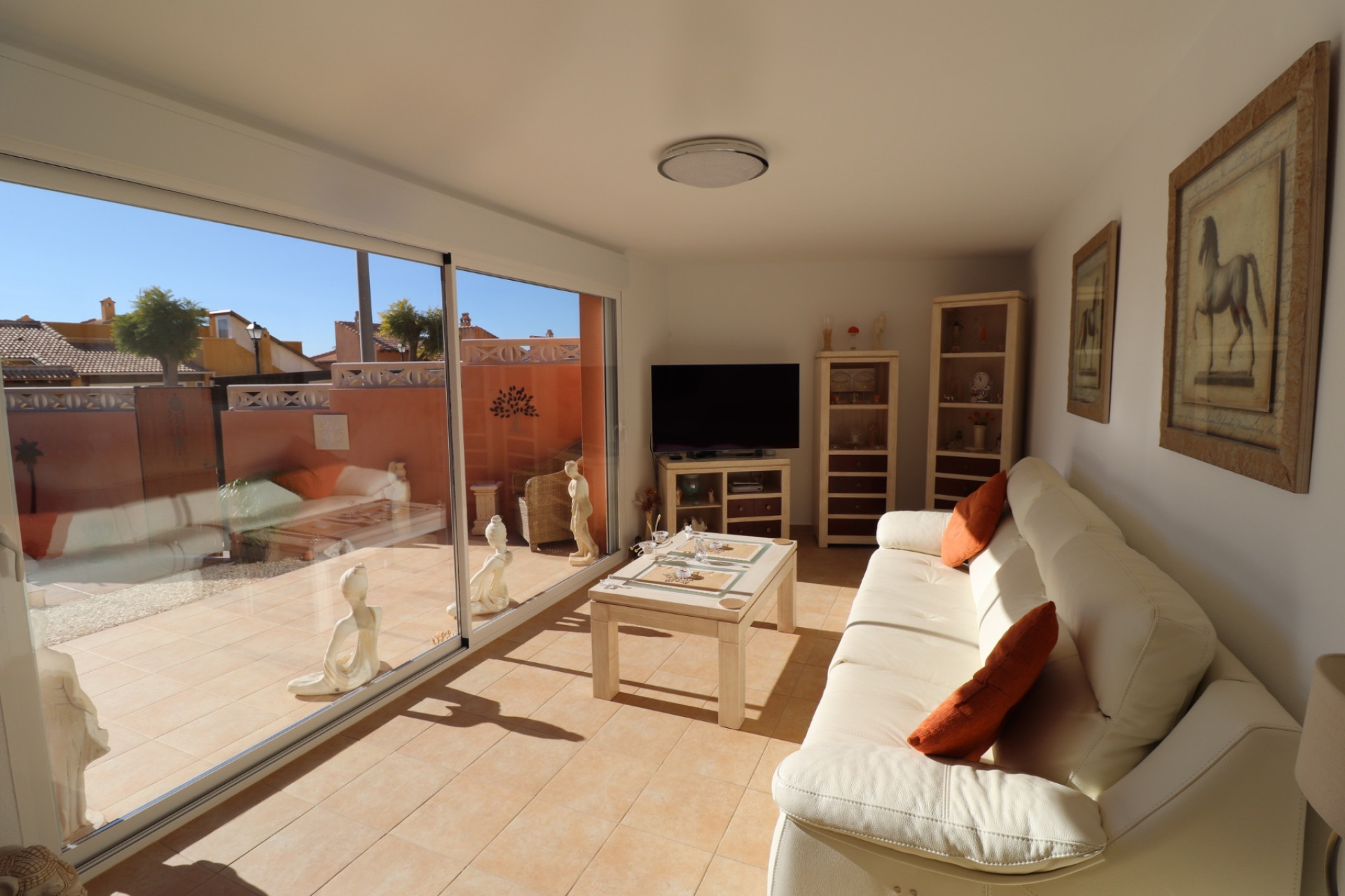 Resale - Townhouse -
Fortuna - Las Kalendas