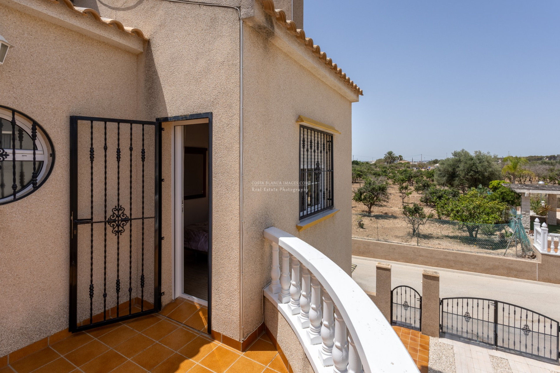 Resale - Townhouse -
Guardamar del Segura - Urb el raso