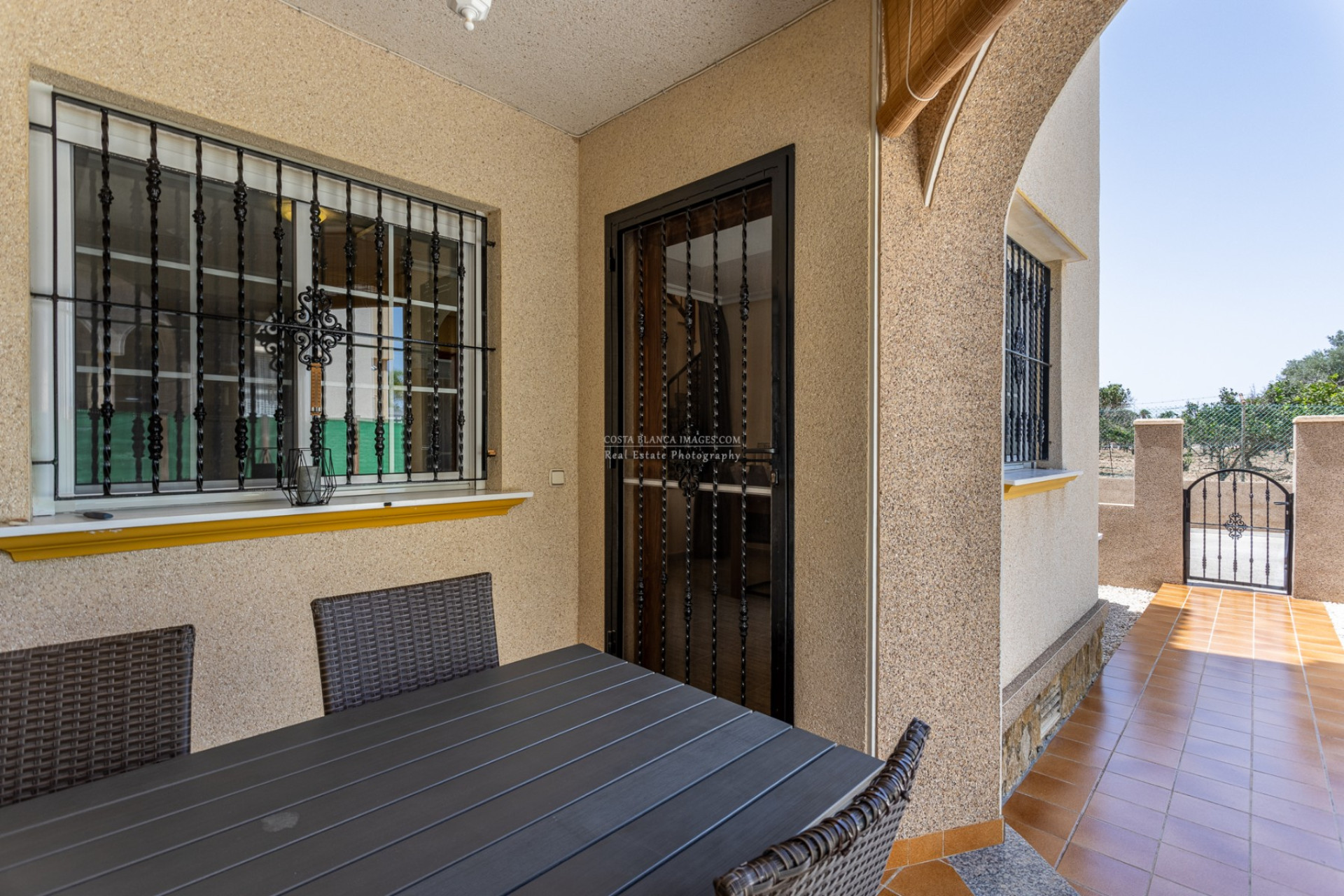 Resale - Townhouse -
Guardamar del Segura - Urb el raso