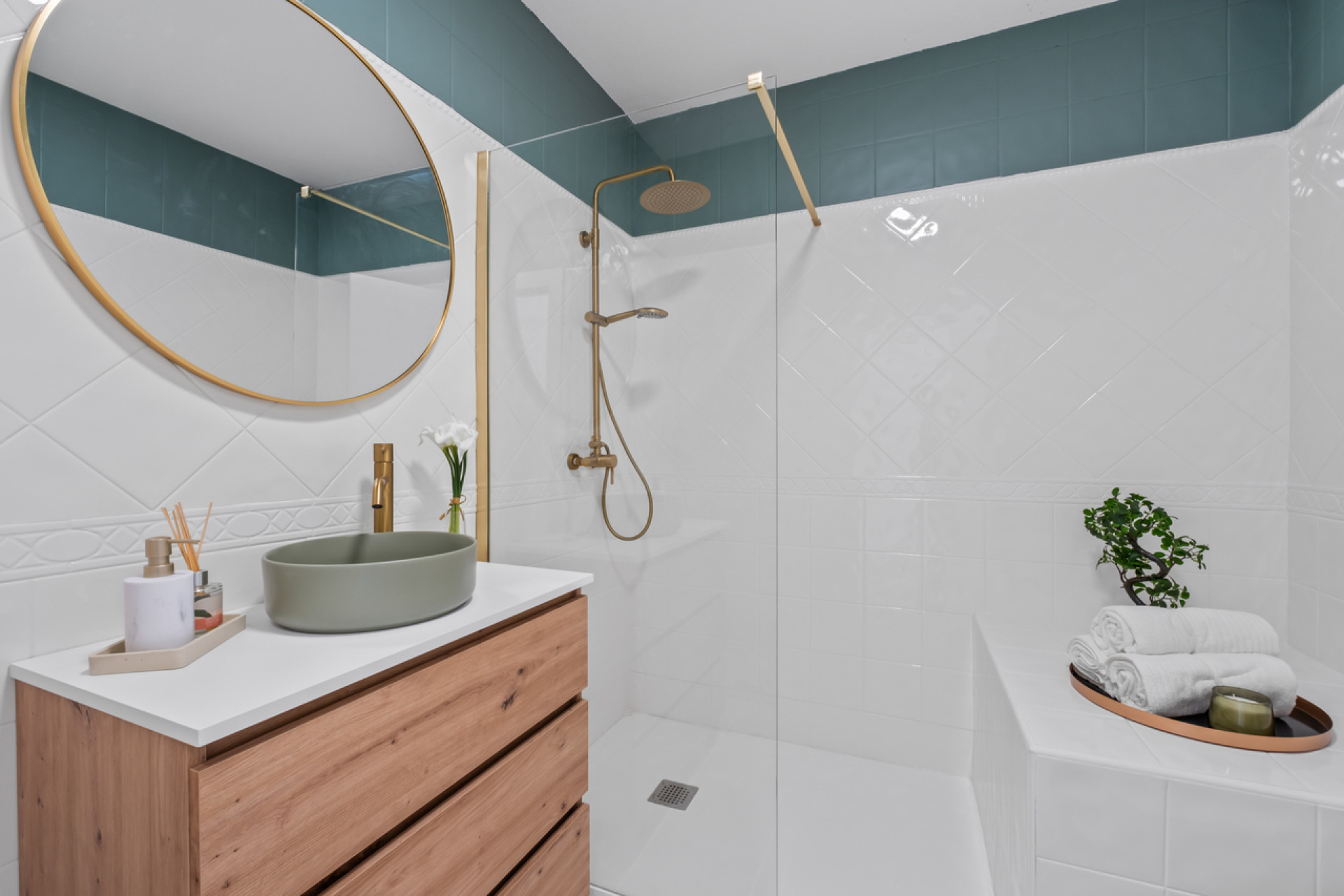 Resale - Townhouse -
La Florida