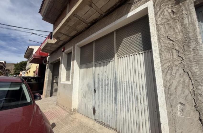 Resale - Townhouse -
La Romana