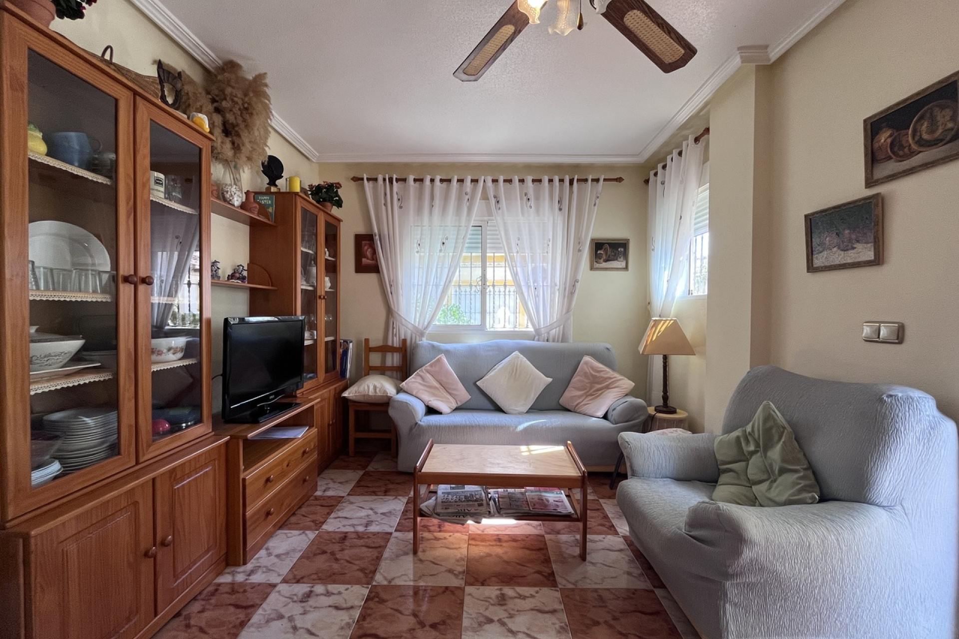 Resale - Townhouse -
La Zenia