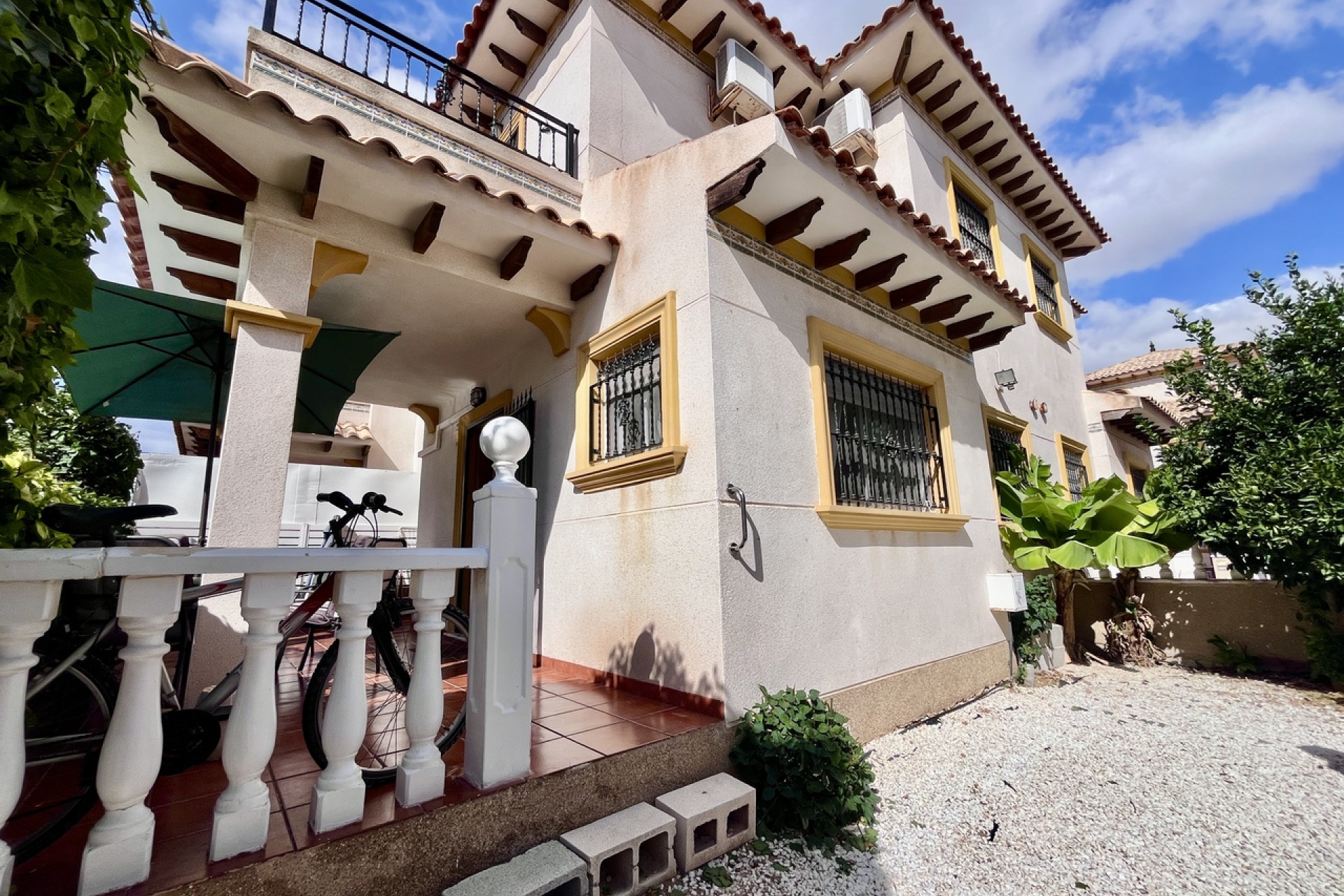 Resale - Townhouse -
La Zenia