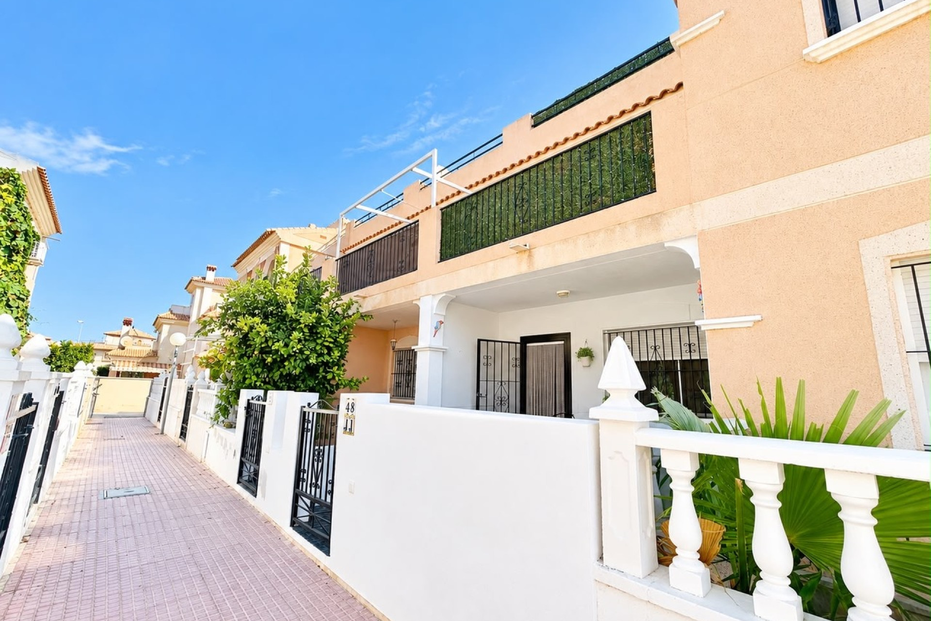 Resale - Townhouse -
La Zenia