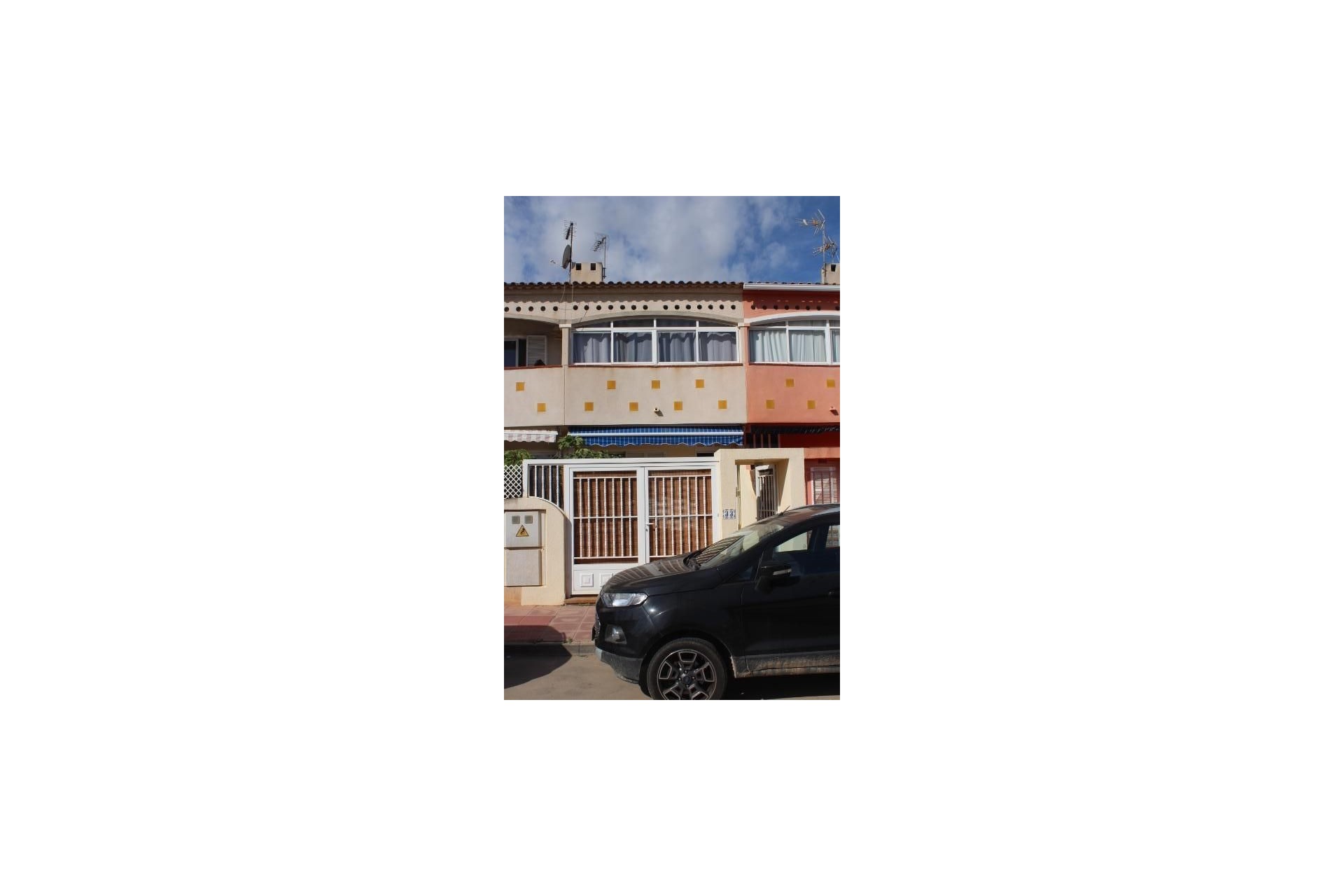 Resale - Townhouse -
Los Alcazares