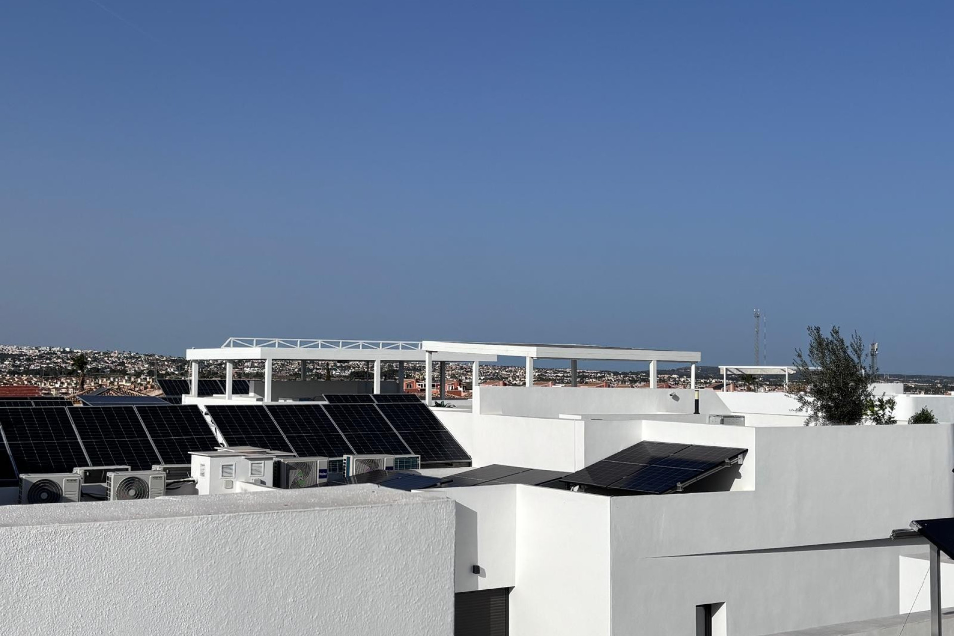 Resale - Townhouse -
Los Montesinos - La Herada