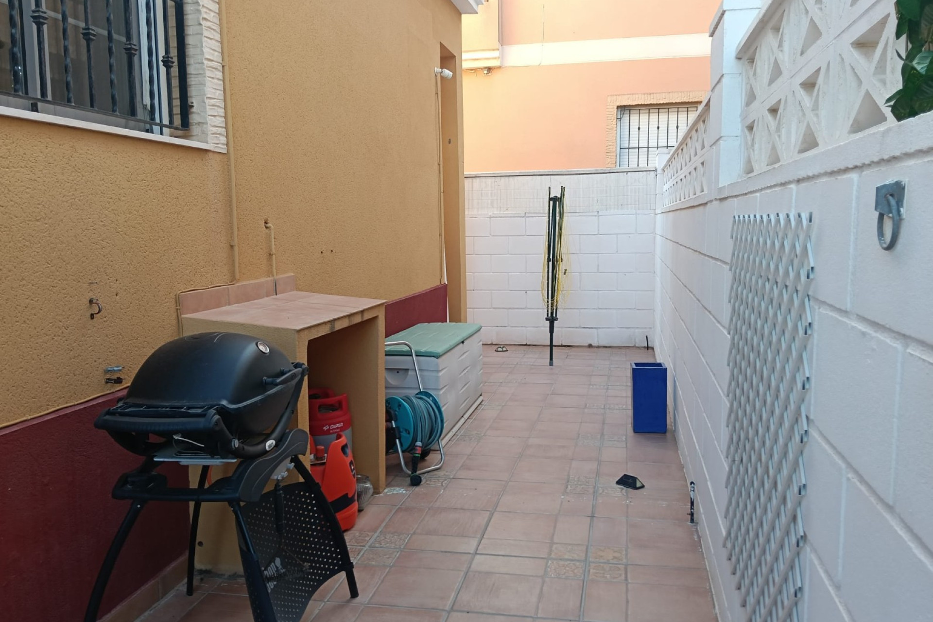 Resale - Townhouse -
Los Montesinos - La Herrada
