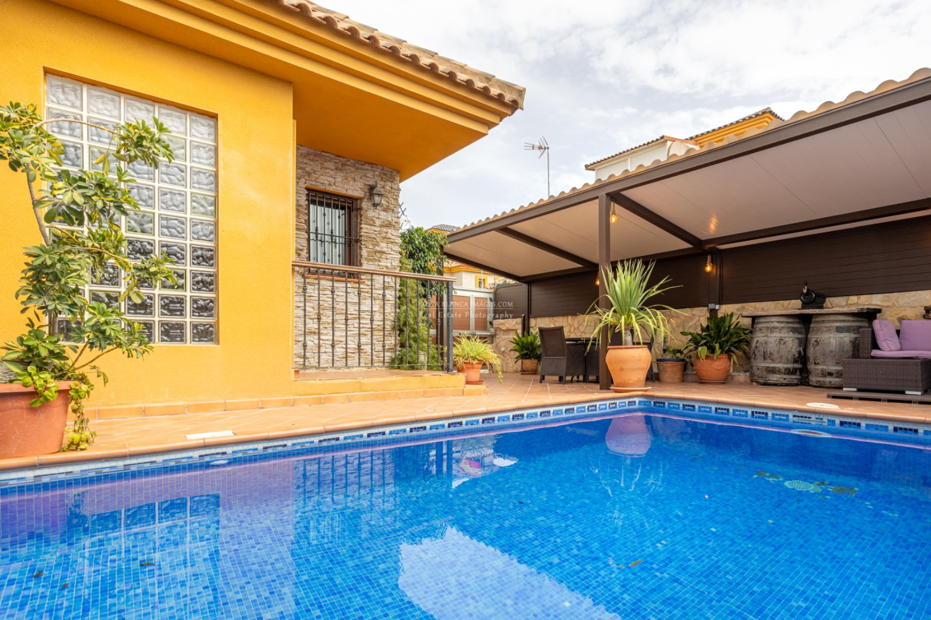 Resale - Townhouse -
Los Montesinos - La Herrada