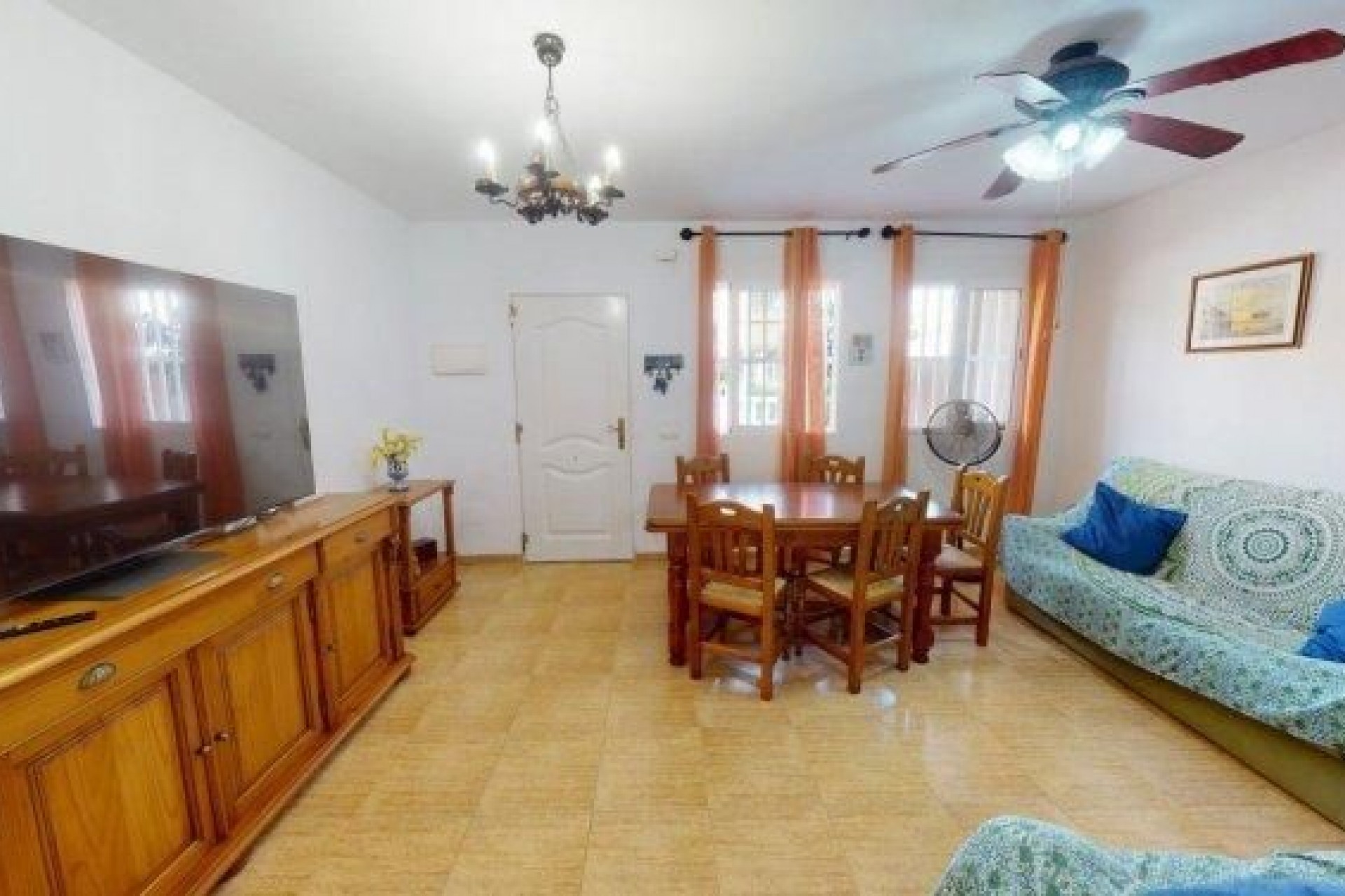 Resale - Townhouse -
Los Urrutias