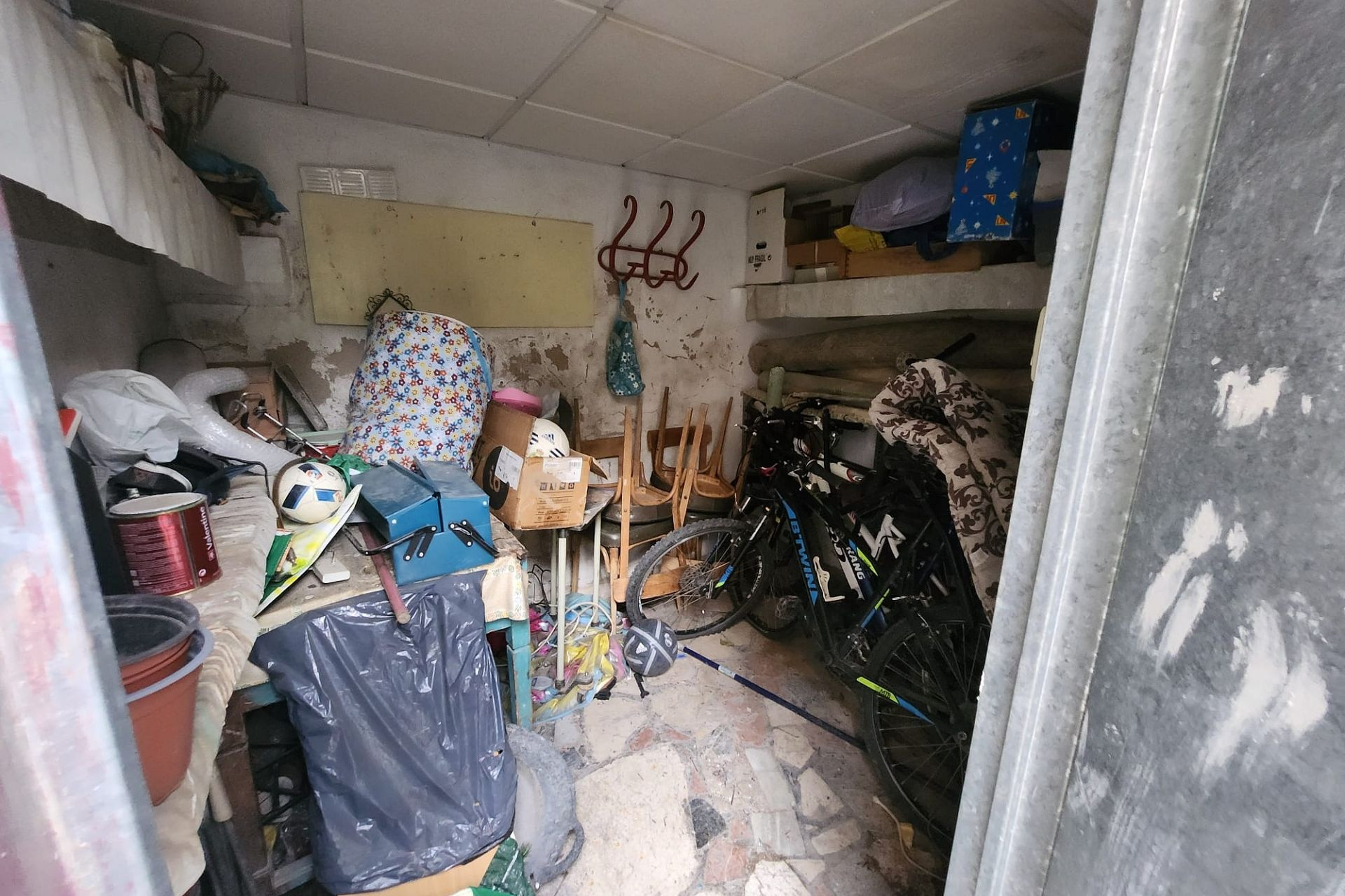Resale - Townhouse -
Mon&oacute;var - Monovar