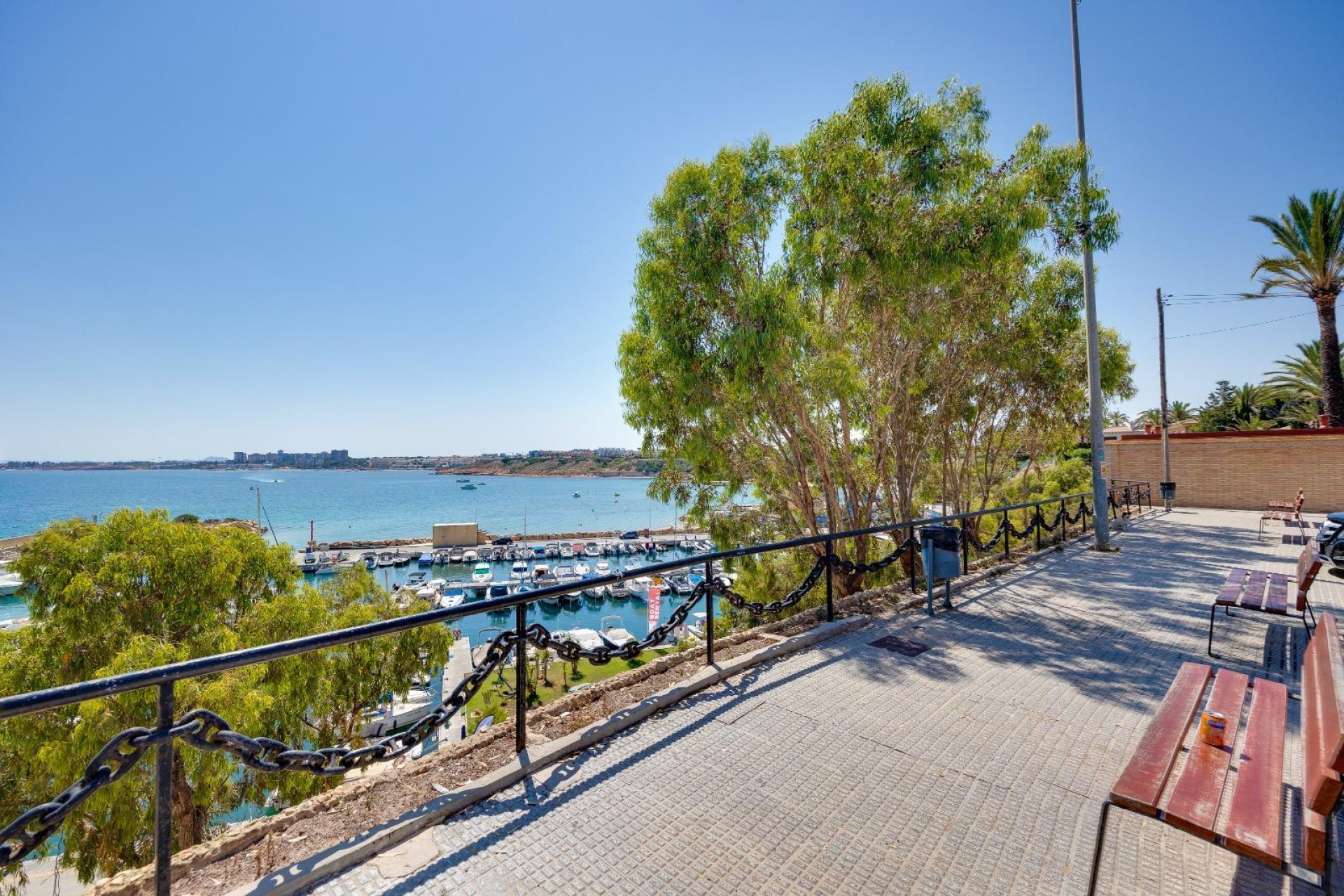 Resale - Townhouse -
Orihuela Costa - La Florida