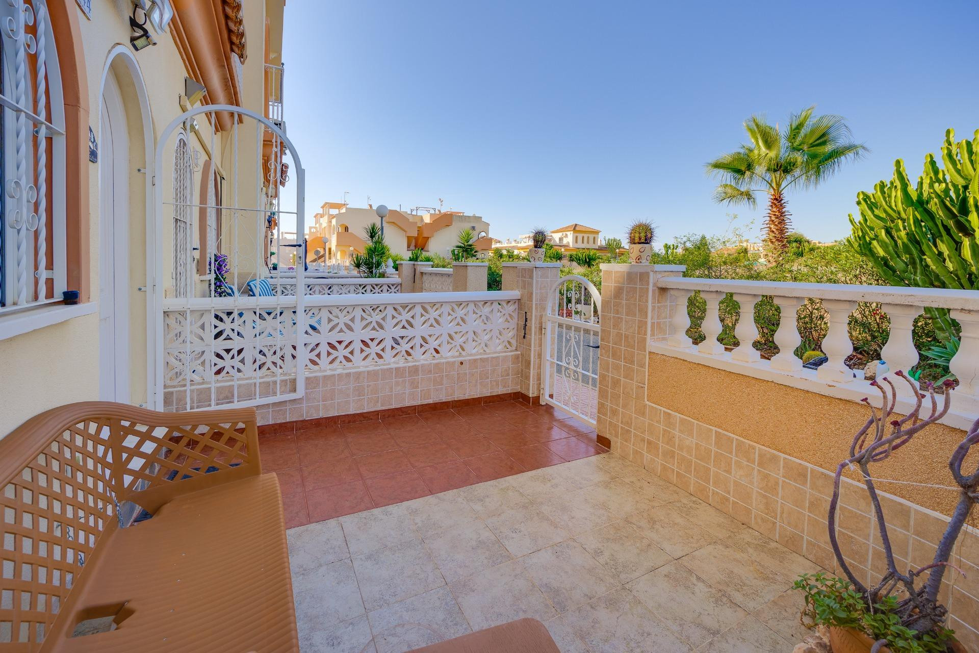 Resale - Townhouse -
Orihuela Costa - La Florida
