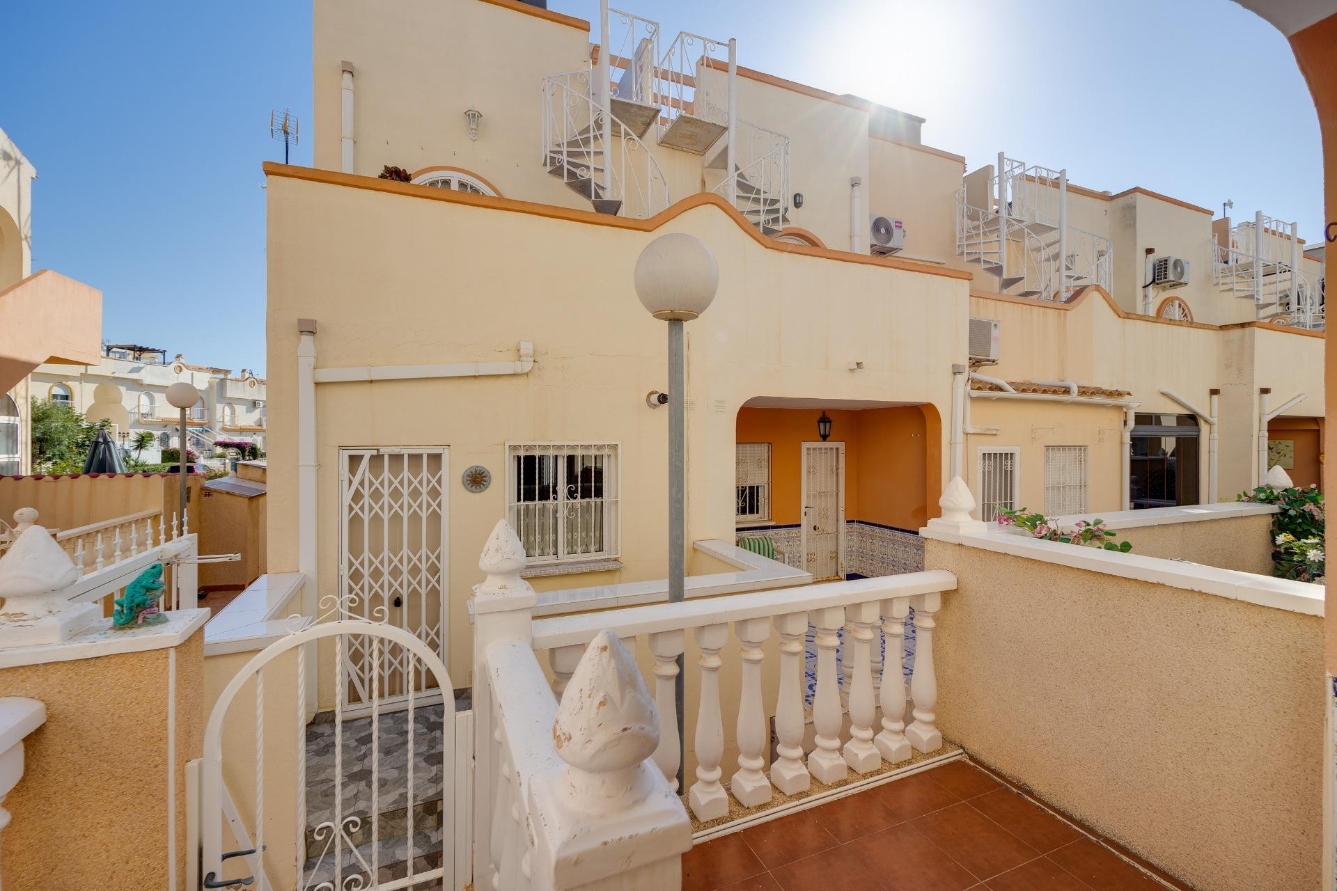 Resale - Townhouse -
Orihuela Costa - La Florida