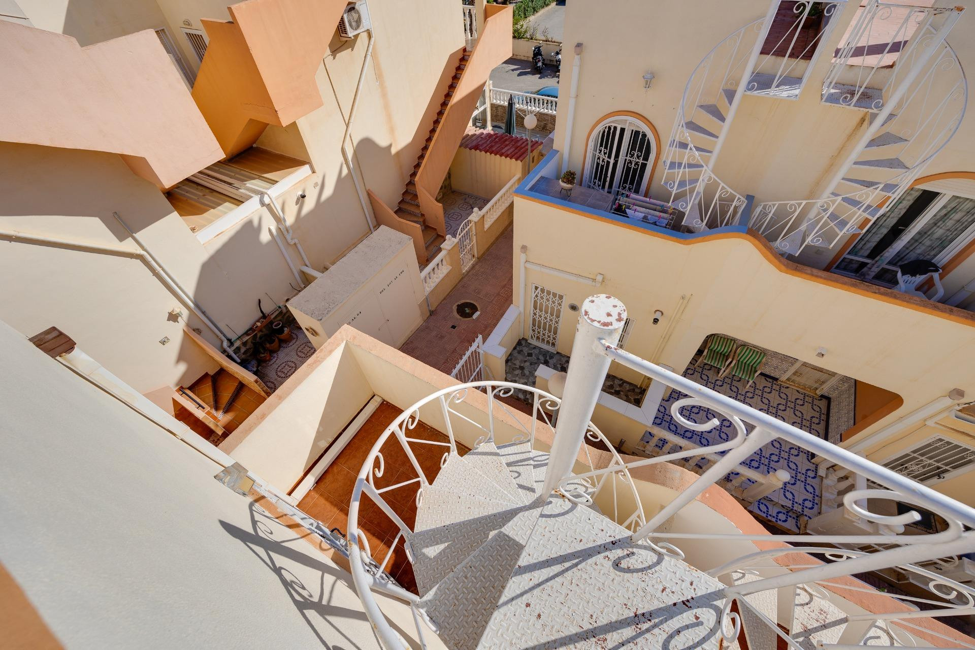 Resale - Townhouse -
Orihuela Costa - La Florida