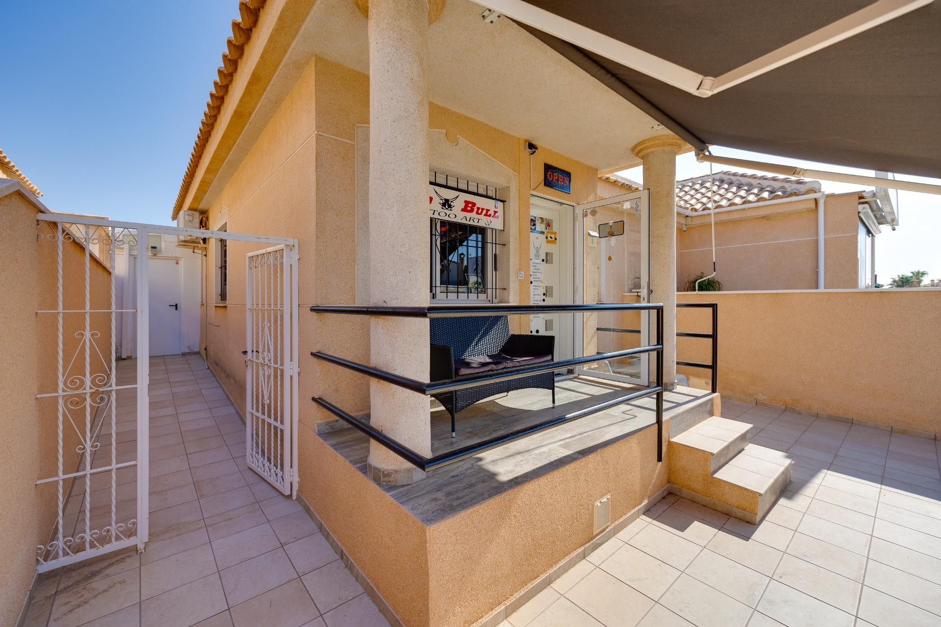 Resale - Townhouse -
Orihuela Costa - La Zenia