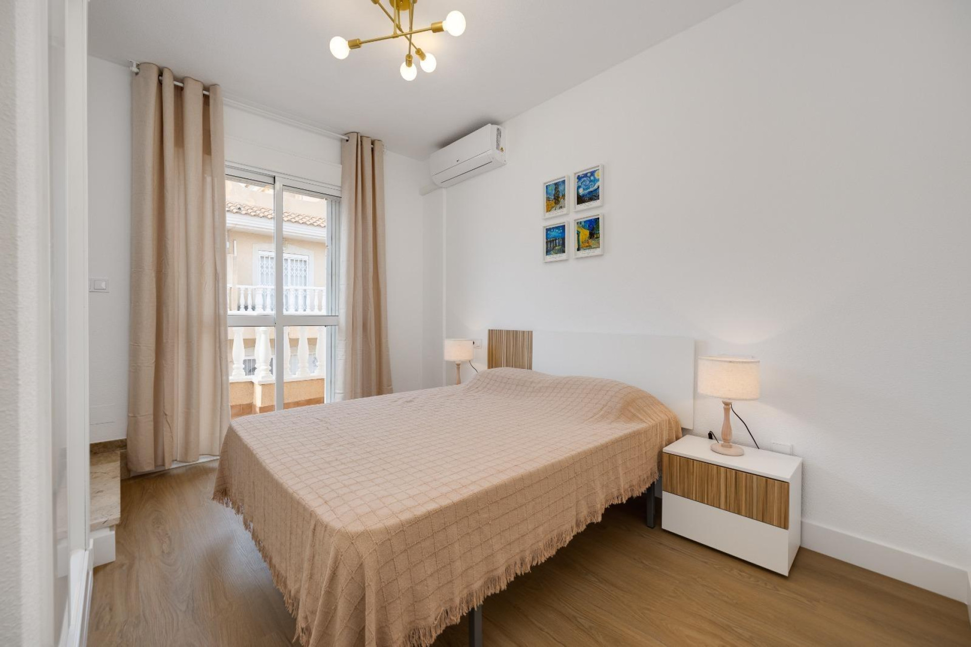 Resale - Townhouse -
Orihuela Costa - Las Filipinas