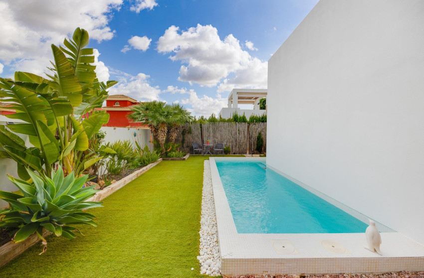 Resale - Townhouse -
Orihuela Costa - Lomas de Cabo Roig