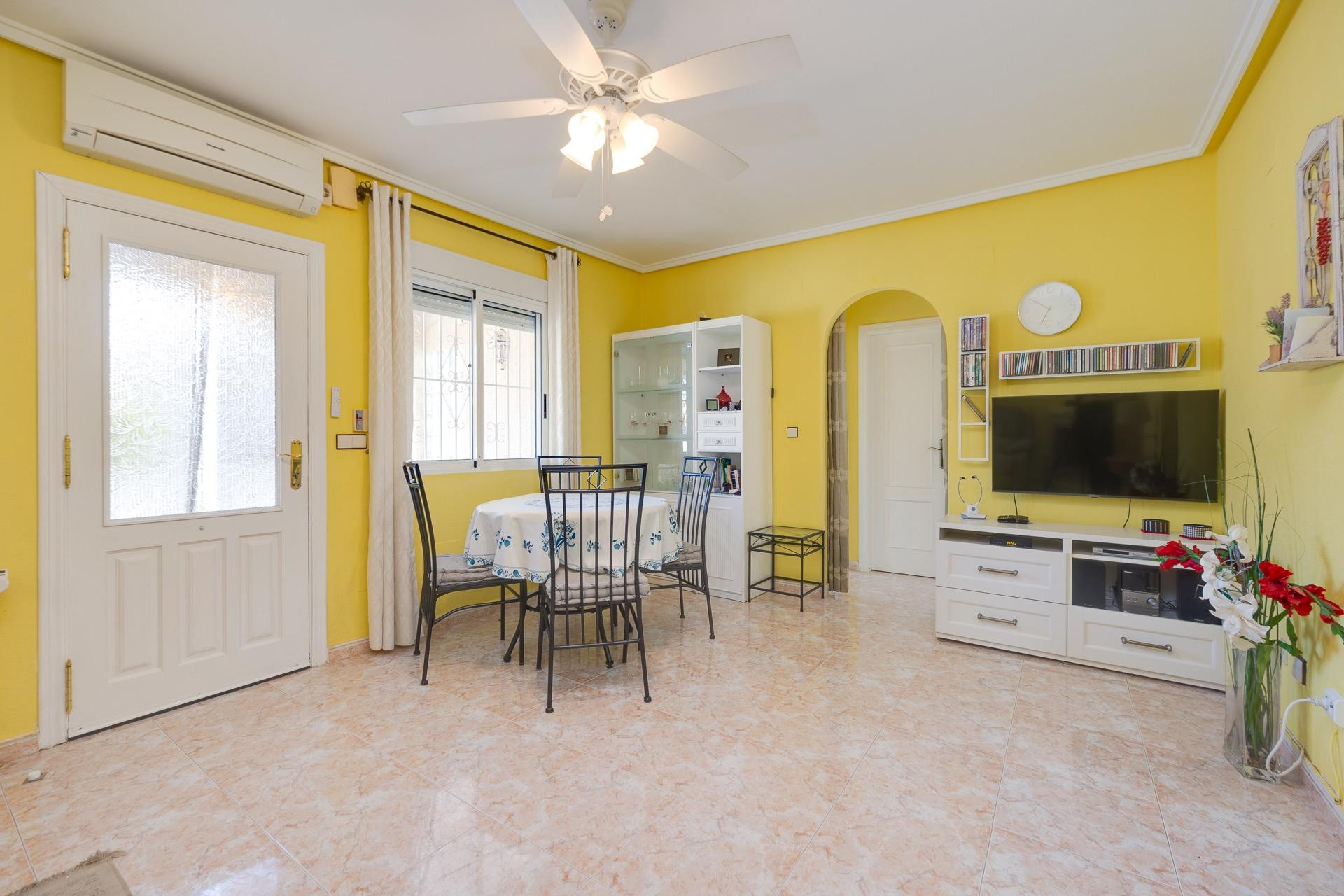 Resale - Townhouse -
Orihuela Costa - Los Dolses