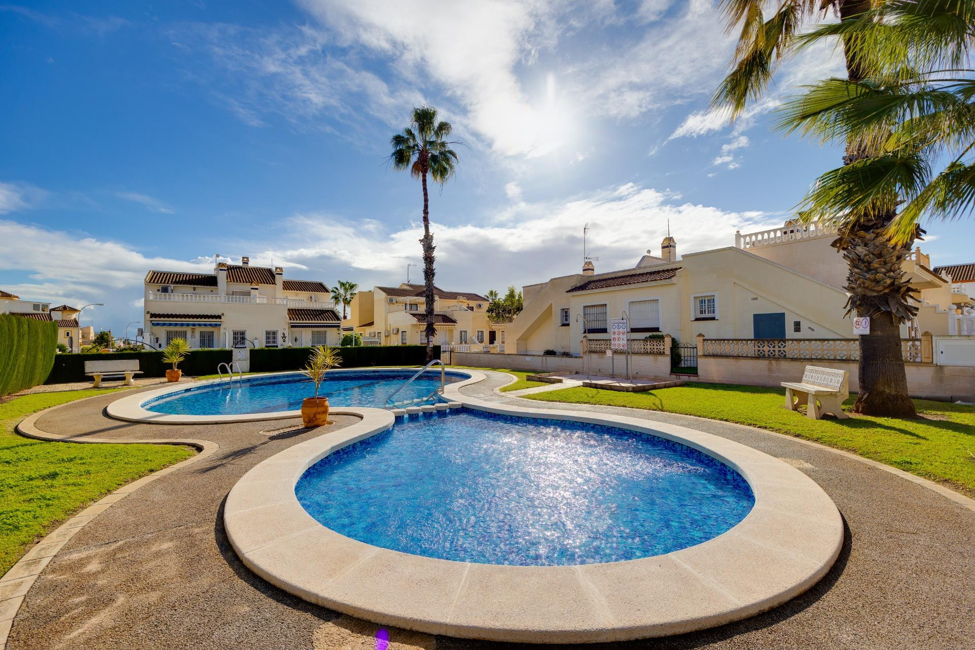 Resale - Townhouse -
Orihuela Costa - Playa Flamenca