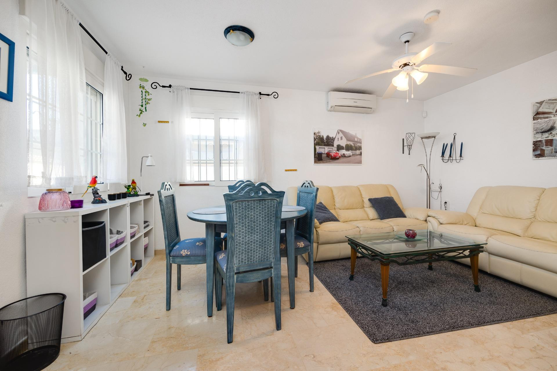 Resale - Townhouse -
Orihuela Costa - Playa Flamenca