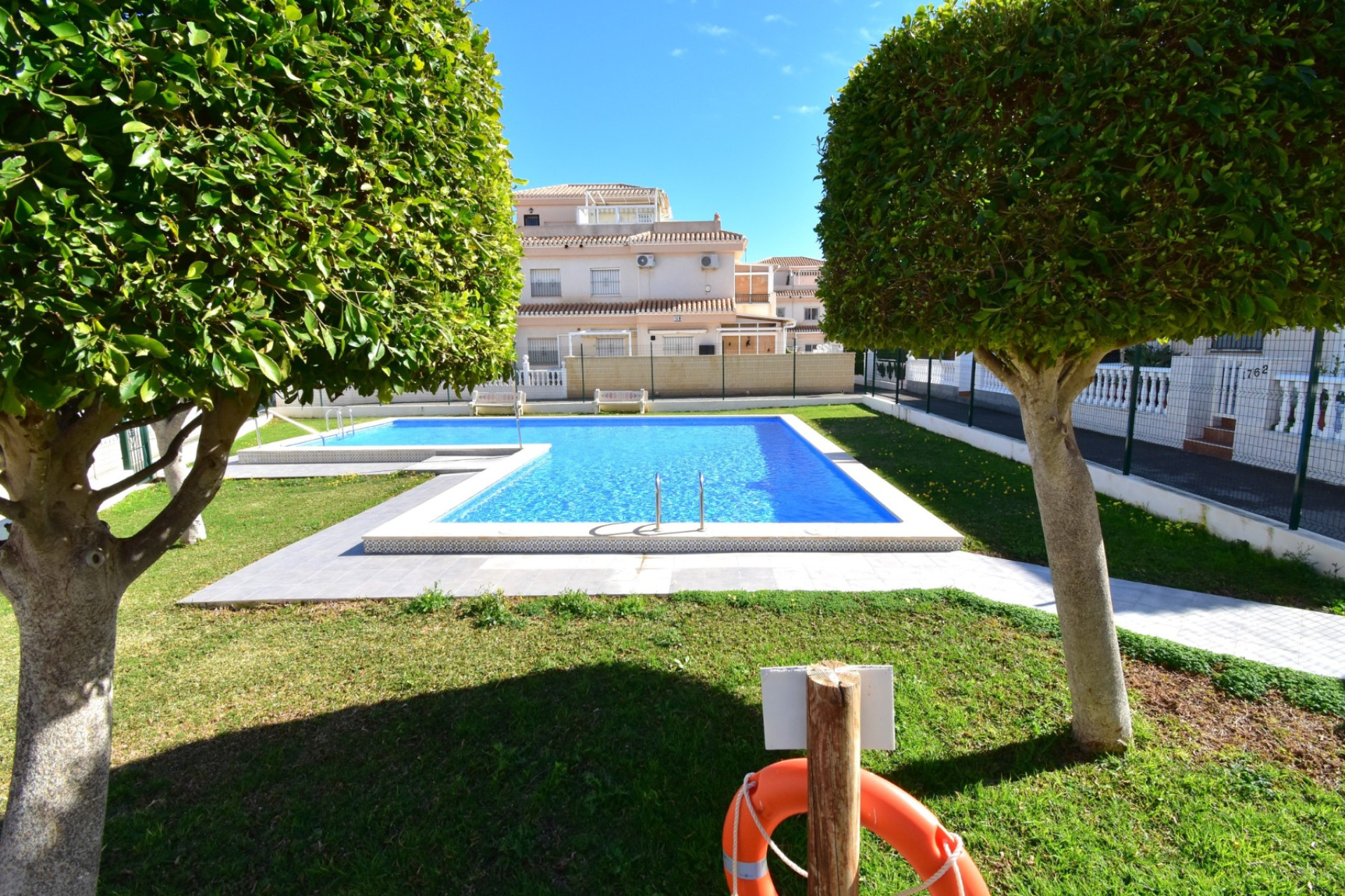 Resale - Townhouse -
Orihuela Costa - Playa Flamenca