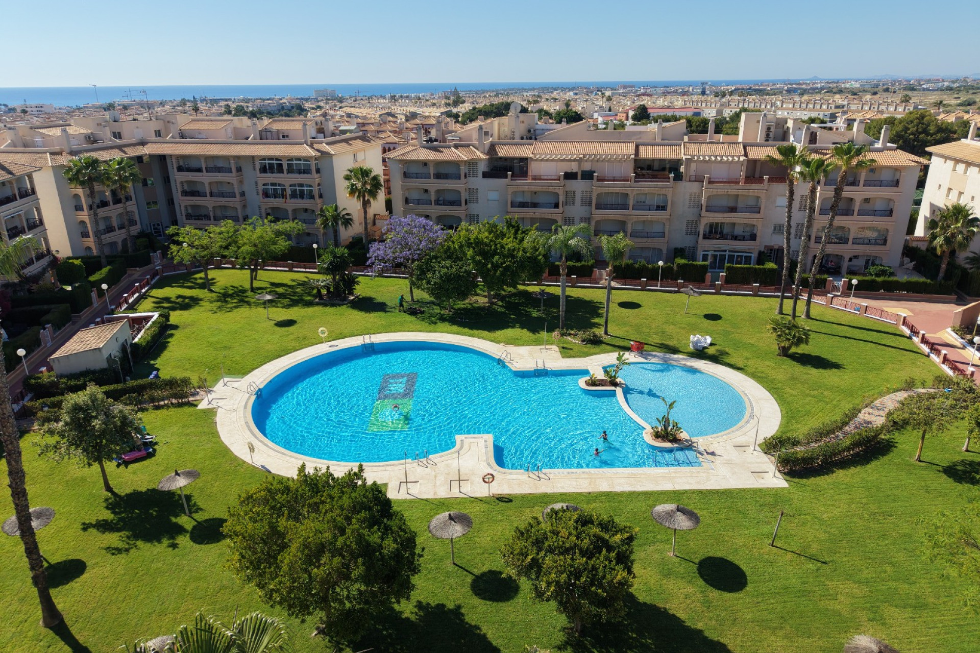 Resale - Townhouse -
Orihuela Costa - Playa Flamenca