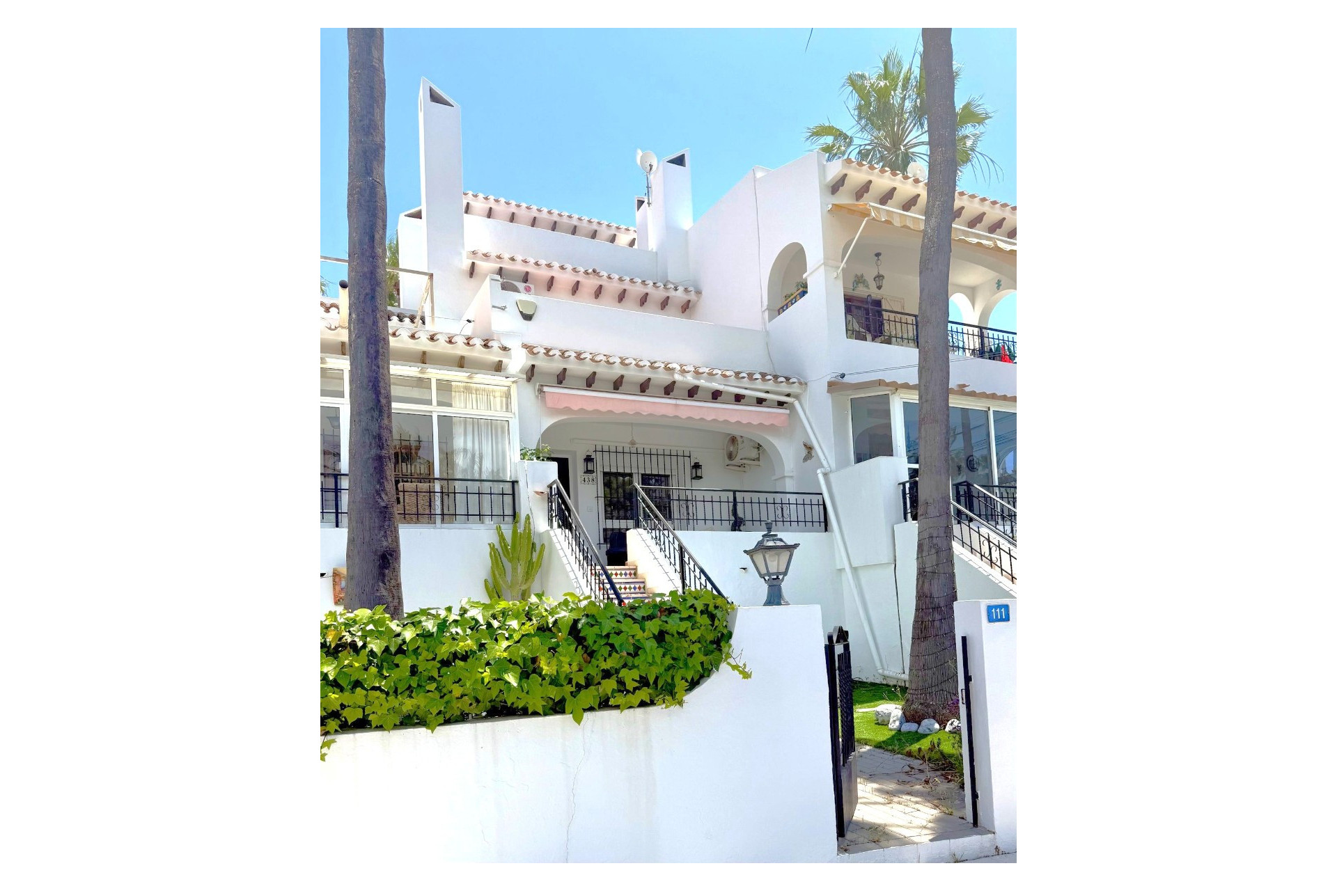 Resale - Townhouse -
Orihuela Costa - Villamartín