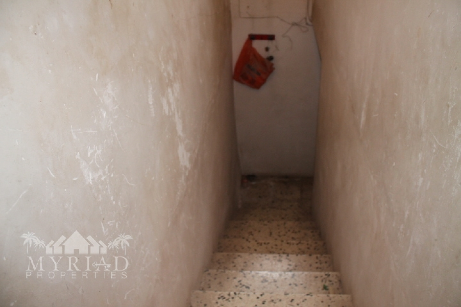 Resale - Townhouse -
Pinoso - calle lepanto