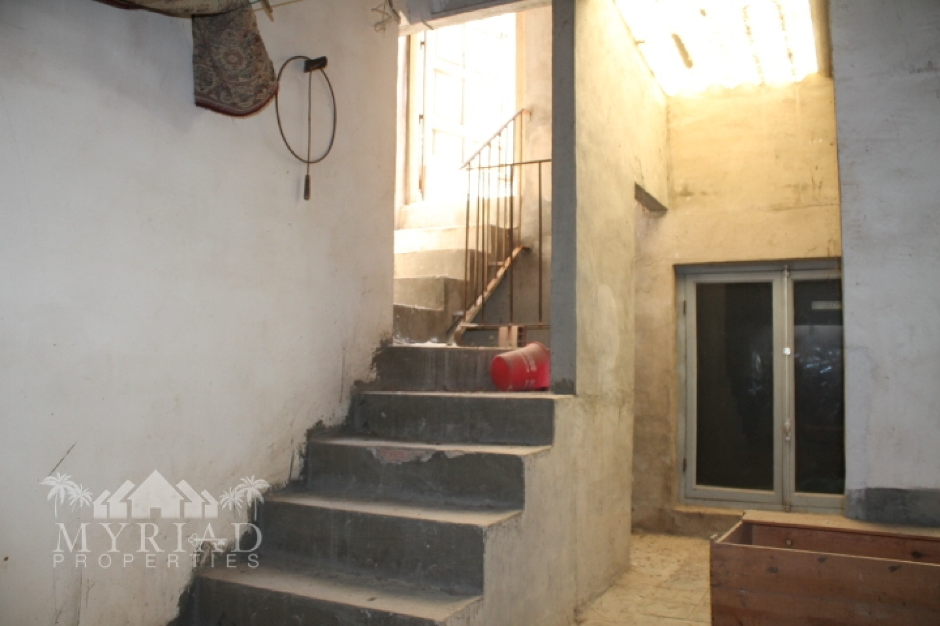 Resale - Townhouse -
Pinoso - calle lepanto