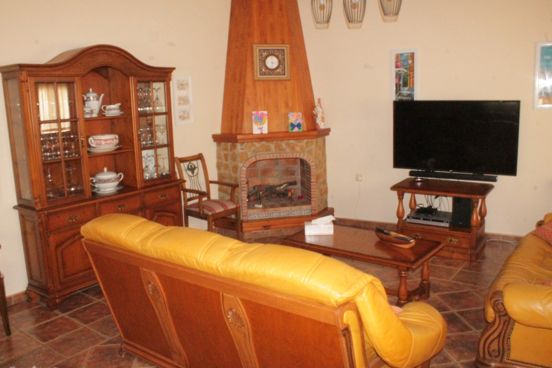 Resale - Townhouse -
Pinoso - Pinoso Alicante