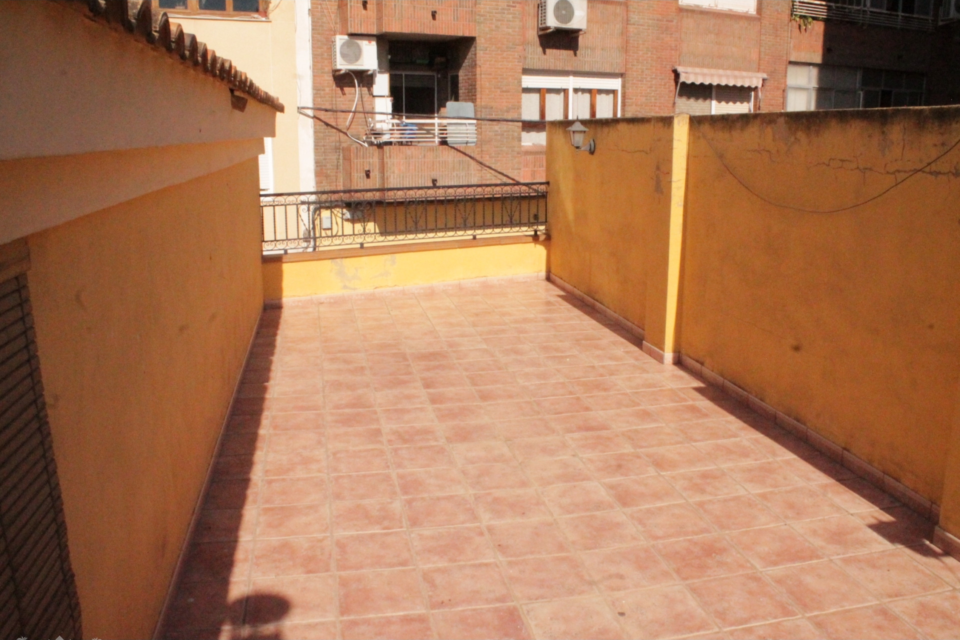 Resale - Townhouse -
Pinoso - Pinoso Alicante