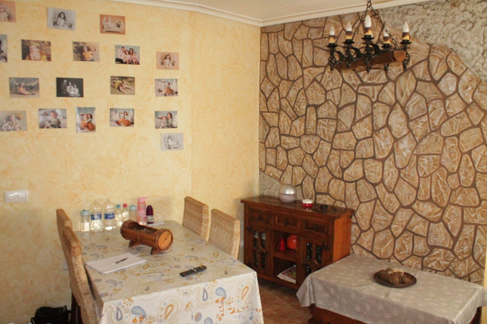 Resale - Townhouse -
Pinoso - Pinoso Alicante