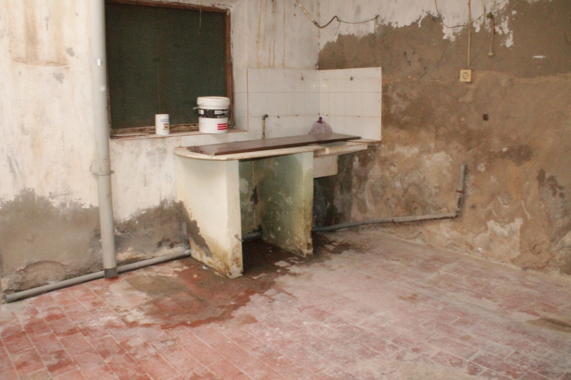 Resale - Townhouse -
Pinoso - Pinoso Alicante