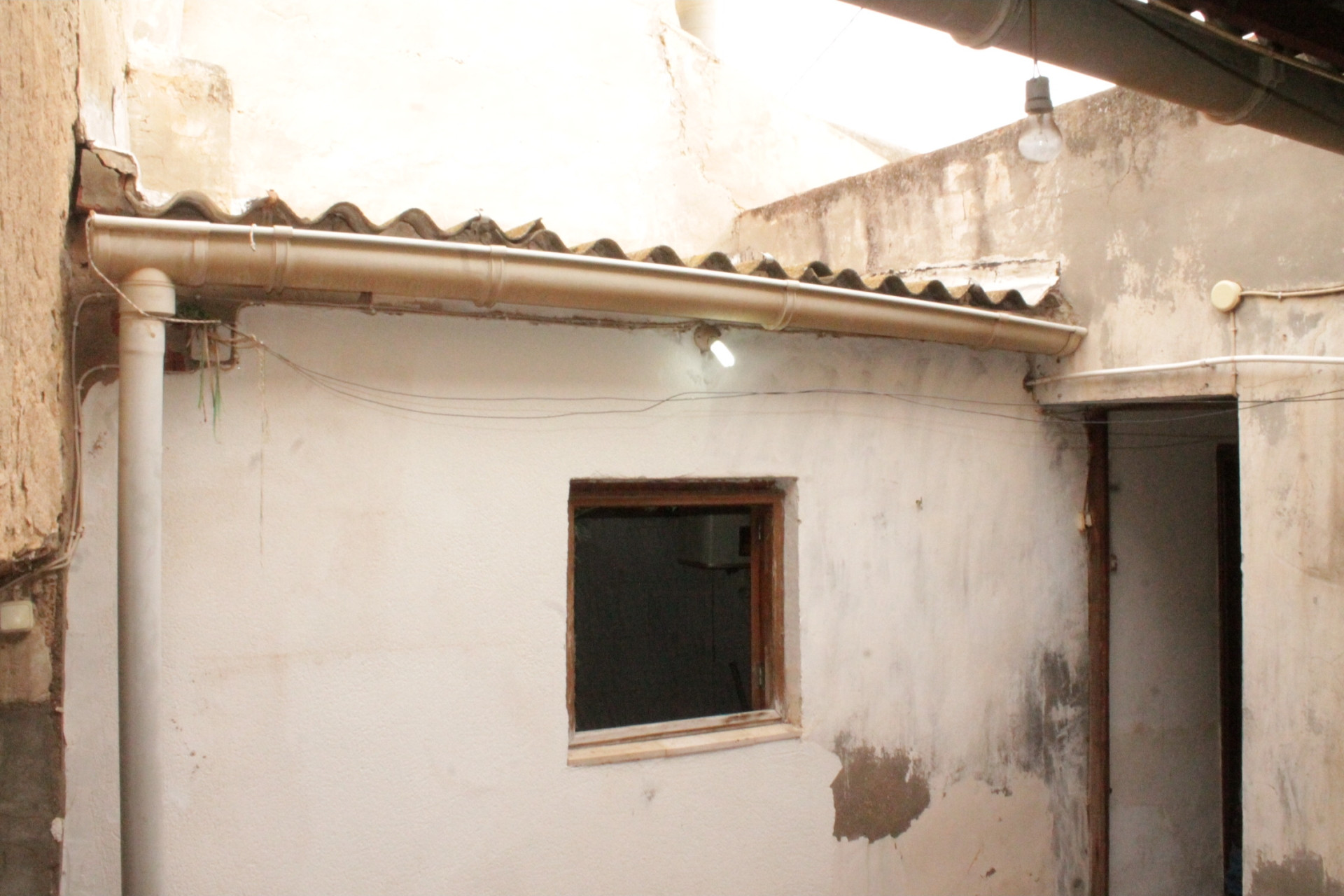 Resale - Townhouse -
Pinoso - Pinoso Alicante