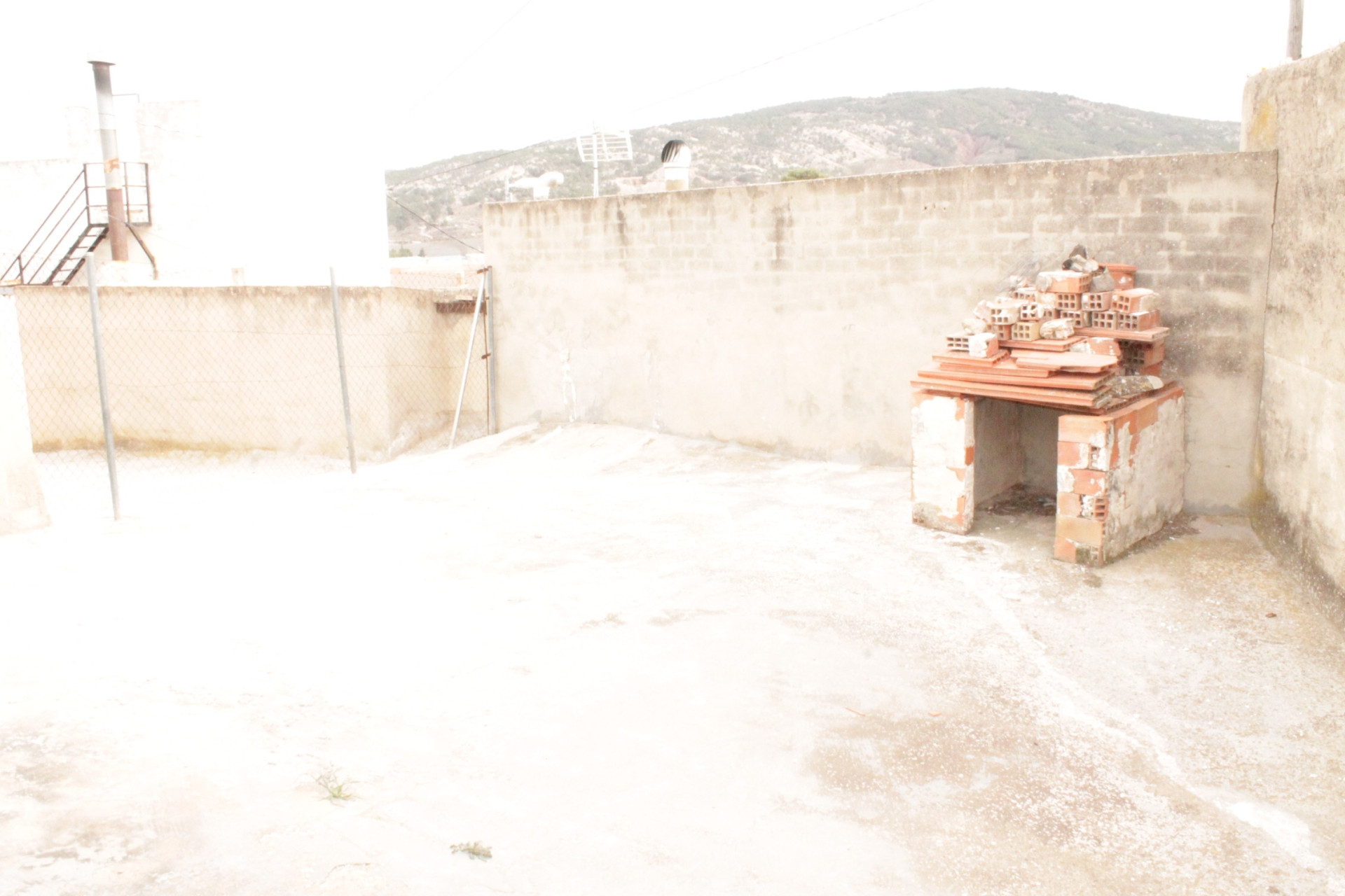 Resale - Townhouse -
Pinoso - Pinoso Alicante