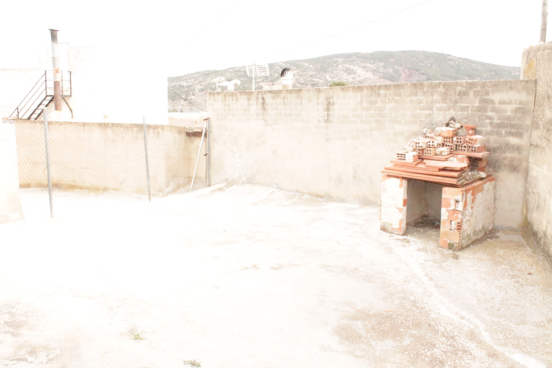 Resale - Townhouse -
Pinoso - Pinoso Alicante