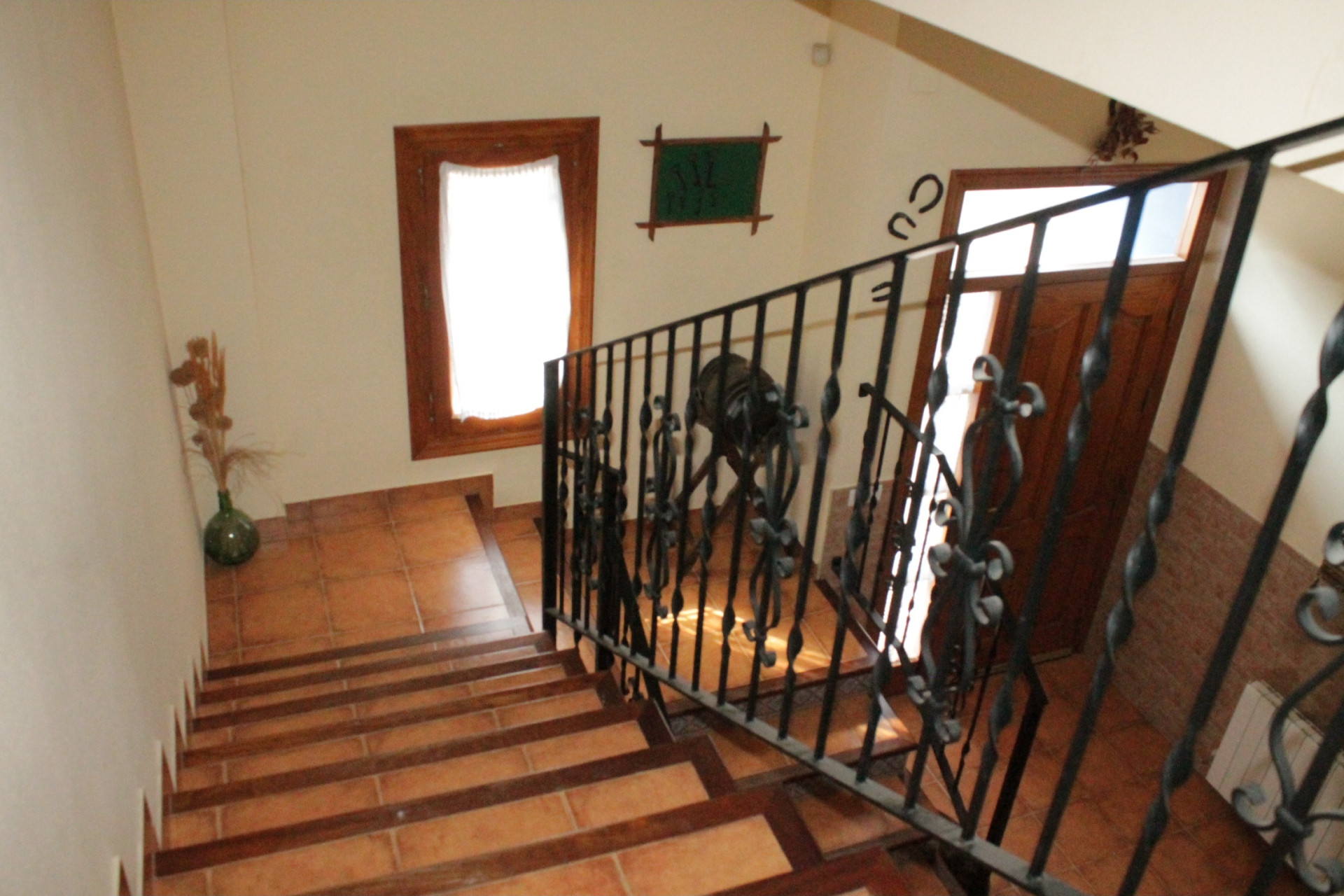 Resale - Townhouse -
Pinoso - Pinoso Alicante