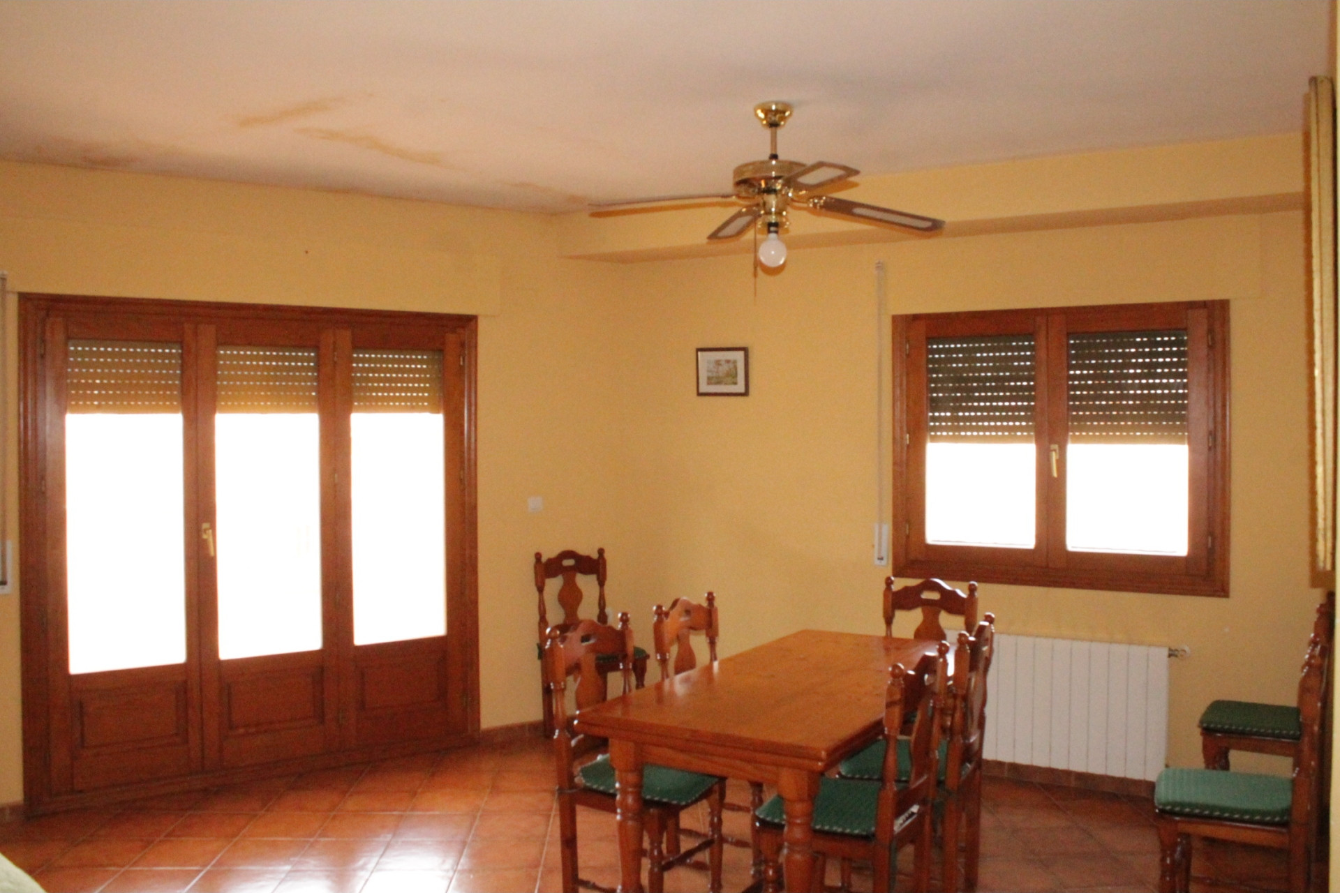 Resale - Townhouse -
Pinoso - Pinoso Alicante