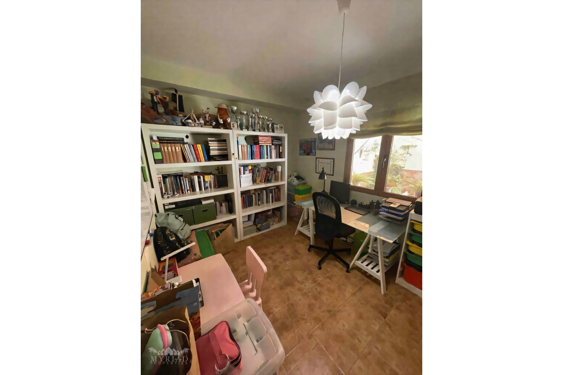 Resale - Townhouse -
Pinoso - Pinoso Alicante