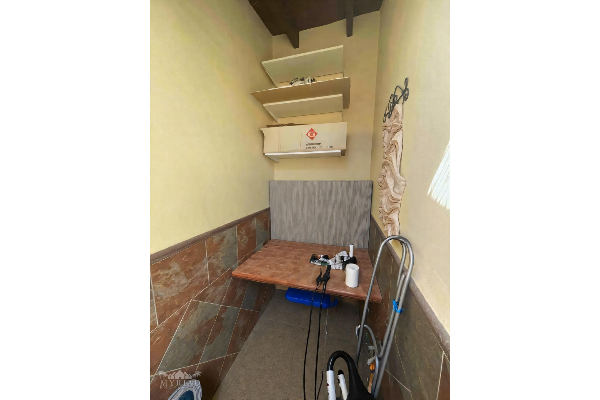 Resale - Townhouse -
Pinoso - Pinoso Alicante