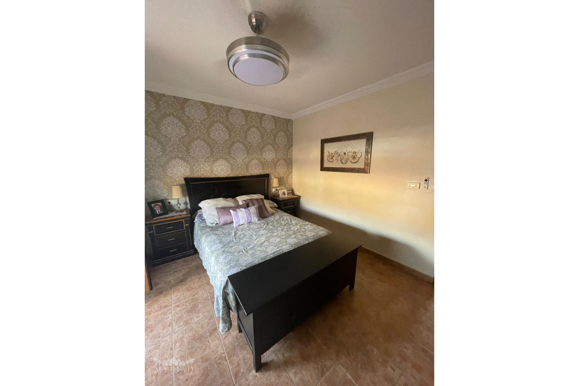 Resale - Townhouse -
Pinoso - Pinoso Alicante