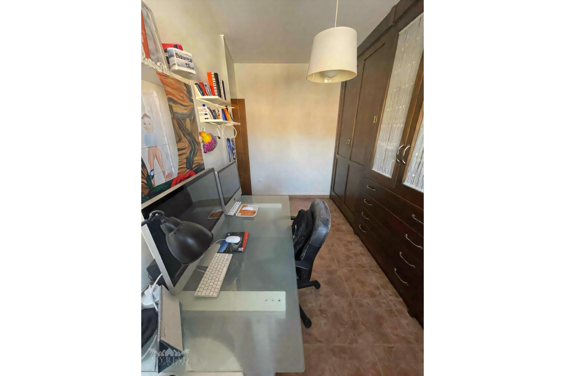 Resale - Townhouse -
Pinoso - Pinoso Alicante