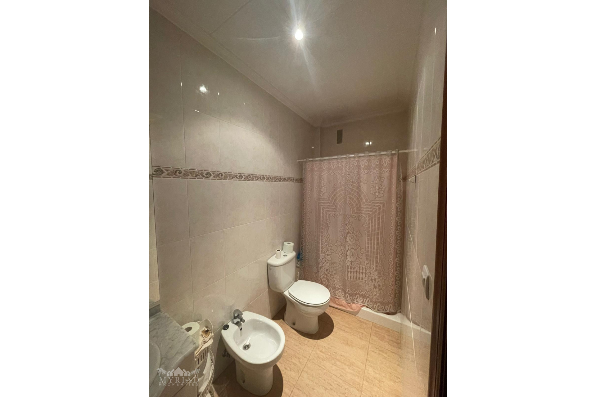 Resale - Townhouse -
Pinoso - Pinoso Alicante