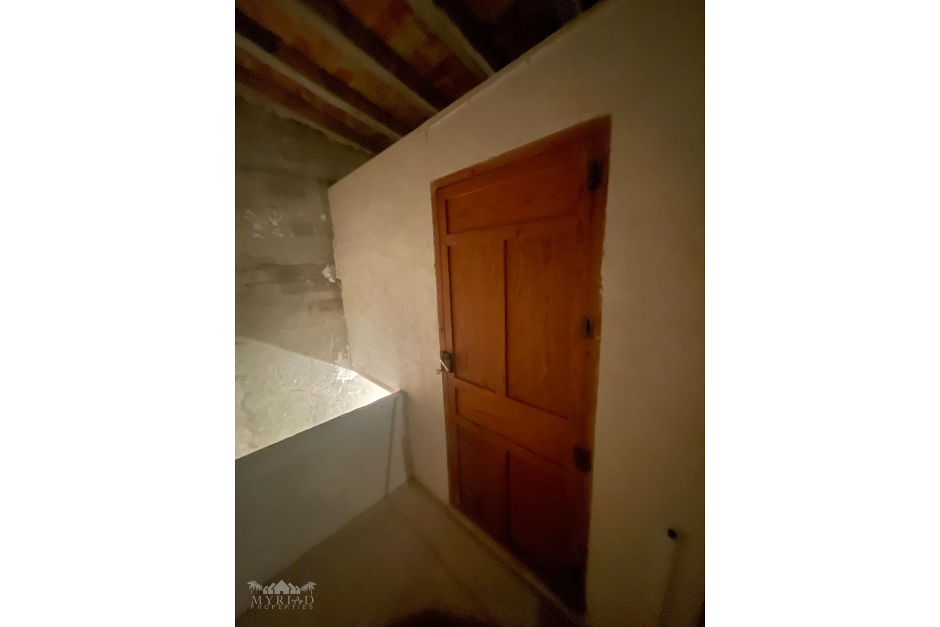 Resale - Townhouse -
Pinoso - Pinoso Alicante