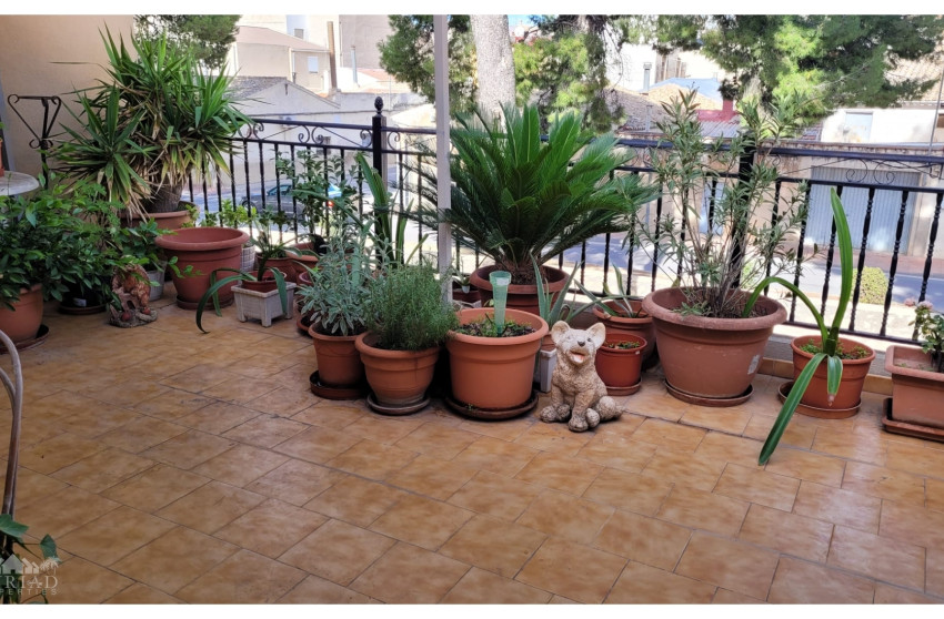 Resale - Townhouse -
Pinoso - Pinoso Alicante