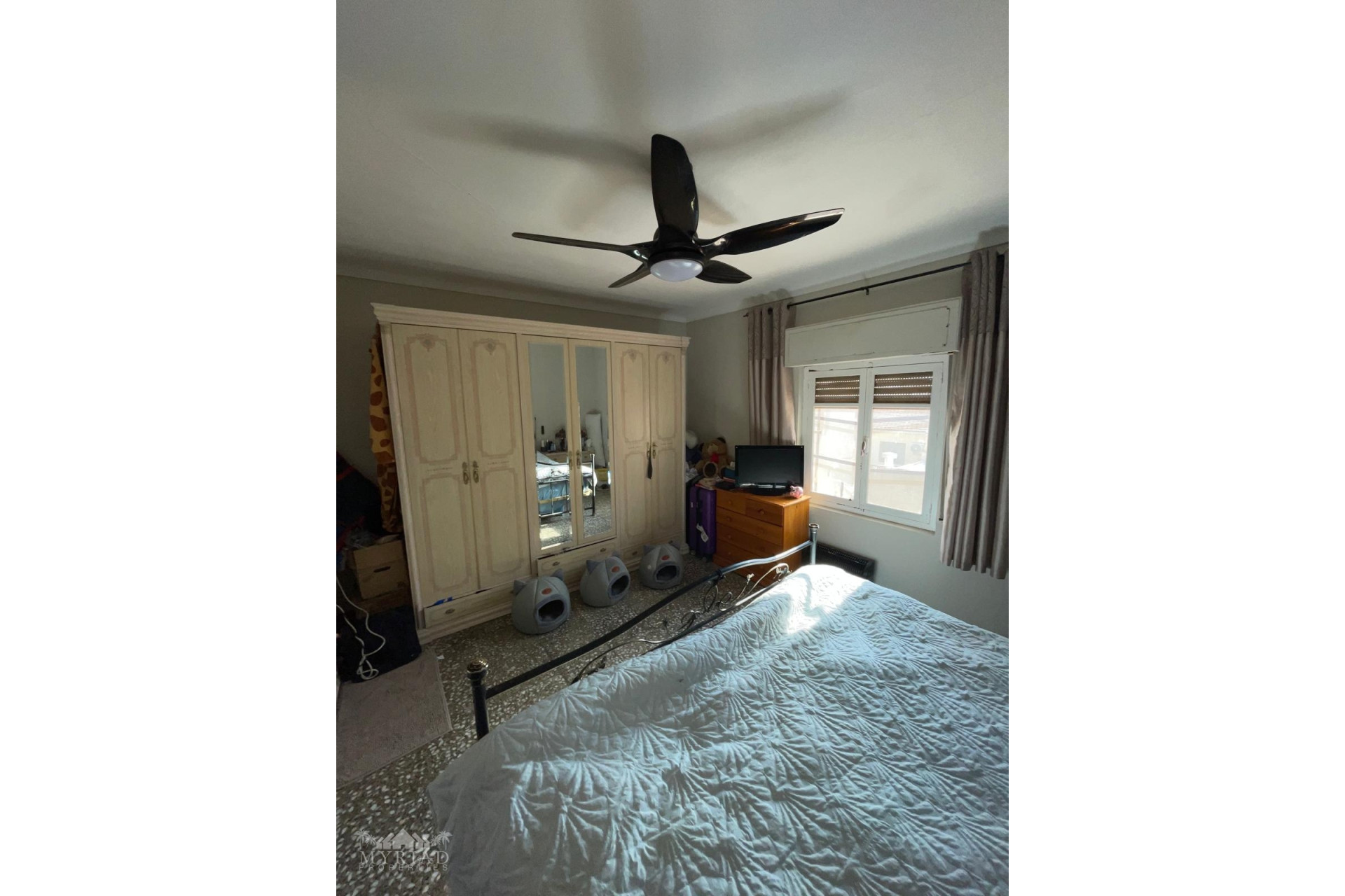 Resale - Townhouse -
Pinoso - Pinoso Alicante