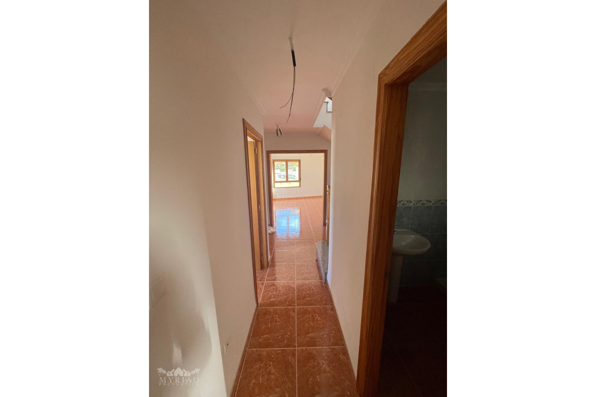 Resale - Townhouse -
Pinoso - Pinoso Alicante