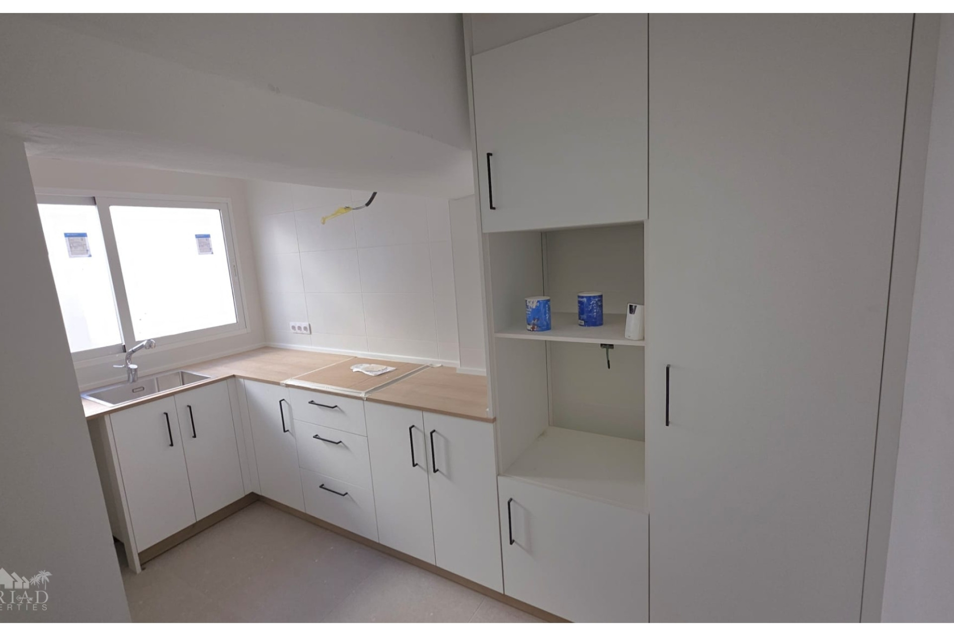 Resale - Townhouse -
Pinoso - Pinoso Alicante