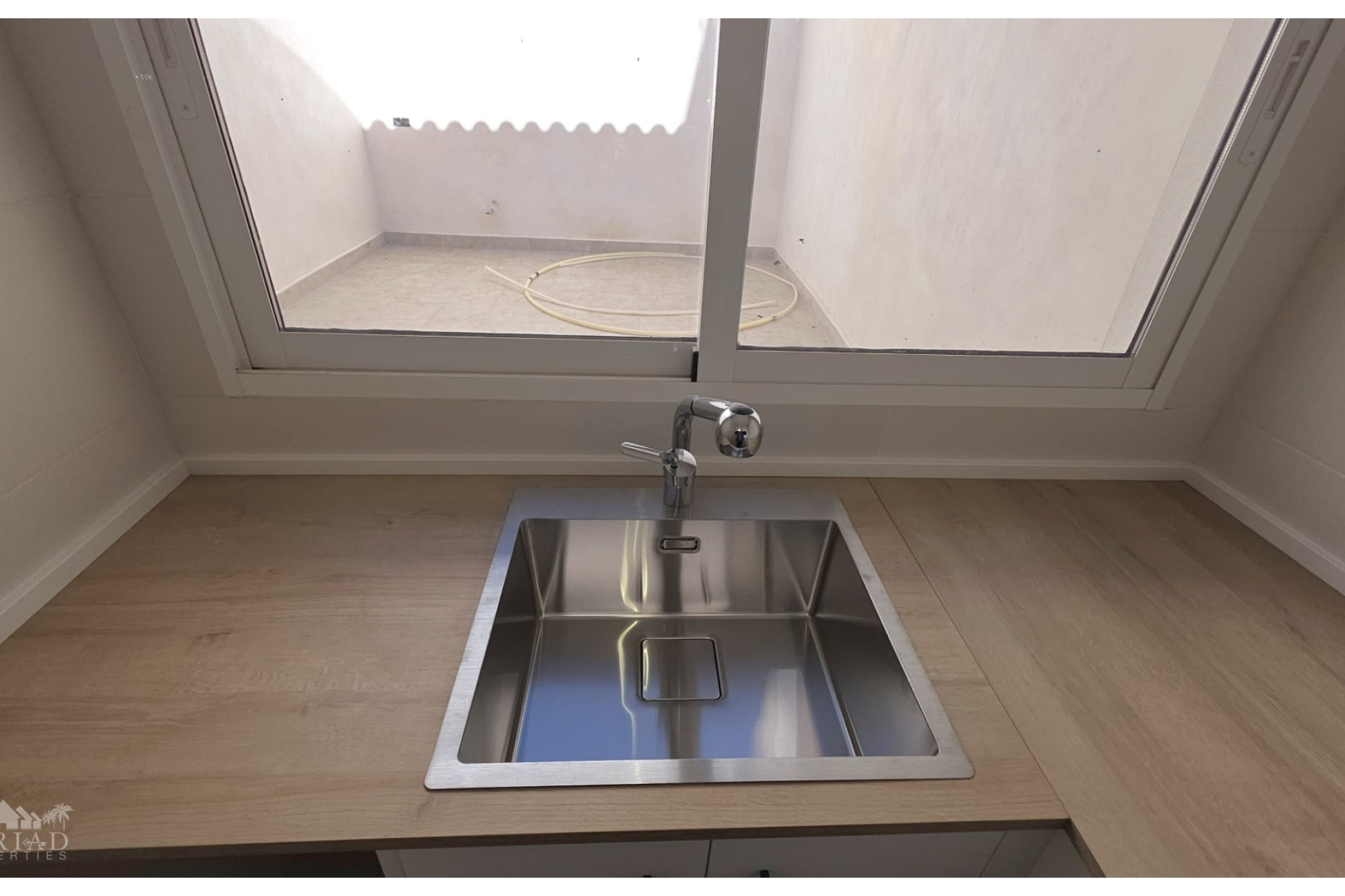 Resale - Townhouse -
Pinoso - Pinoso Alicante